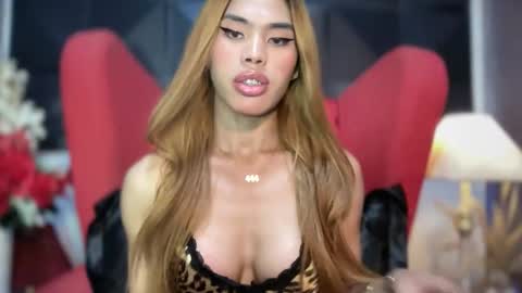 Snapshot of nicagoddess chatting on 03/23/26, 05:22 nica online show from 03/23/26, 05:22