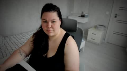 nicara_ online show from 06/17/26, 09:45