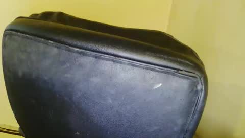 Snapshot of niccibaby chatting on 11/15/25, 07:54 Nicci babyyy online show from 11/15/25, 07:54