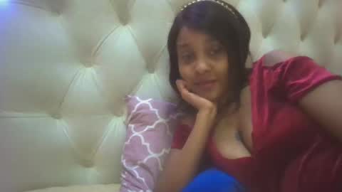 Snapshot of nicckah_ chatting on 02/14/25, 05:19 Lilly online show from 02/14/25, 05:19