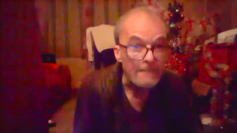 Snapshot of nice6body chatting on 12/15/24, 01:24 nice6body online show from 12/15/24, 01:24