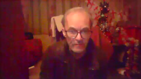 Snapshot of nice6body chatting on 12/24/24, 02:21 nice6body online show from 12/24/24, 02:21