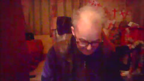 Snapshot of nice6body chatting on 02/15/25, 02:15 nice6body online show from 02/15/25, 02:15