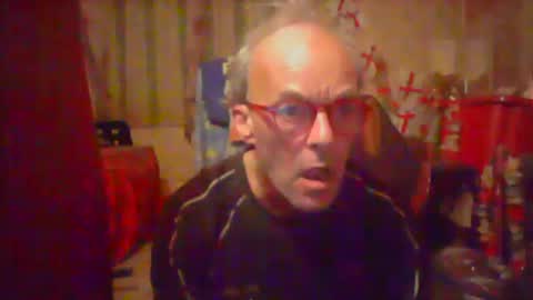 Snapshot of nice6body chatting on 09/14/25, 01:05 nice6body online show from 09/14/25, 01:05