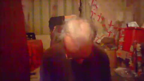 Snapshot of nice6body chatting on 09/16/25, 01:06 nice6body online show from 09/16/25, 01:06