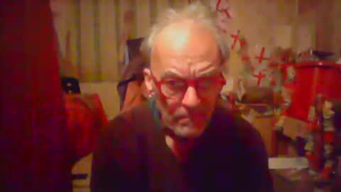 Snapshot of nice6body chatting on 10/03/25, 01:02 nice6body online show from 10/03/25, 01:02