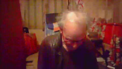 Snapshot of nice6body chatting on 10/09/25, 01:03 nice6body online show from 10/09/25, 01:03