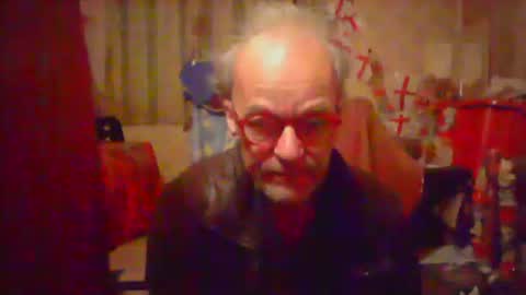 Snapshot of nice6body chatting on 10/18/25, 01:08 nice6body online show from 10/18/25, 01:08