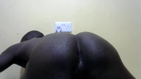 nice_cock01 online show from 12/21/25, 11:50