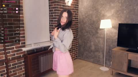 Snapshot of nice_kisss chatting on 01/26/25, 02:24 Alice online show from 01/26/25, 02:24