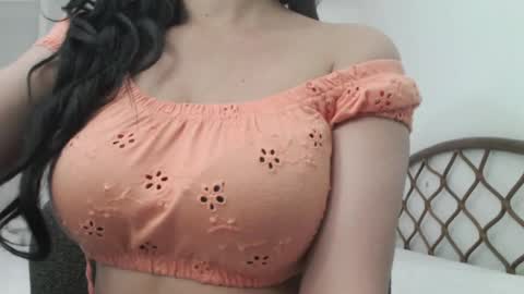 Snapshot of nicebrown chatting on 05/08/26, 06:35 Sfora online show from 05/08/26, 06:35
