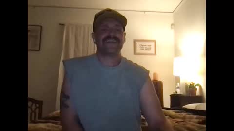 Snapshot of nicebuttniceguy chatting on 02/03/26, 04:43 NiceButtNiceGuy online show from 02/03/26, 04:43