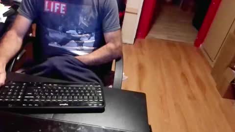 Snapshot of nicecck24 chatting on 10/25/25, 05:04 nicecck24 online show from 10/25/25, 05:04