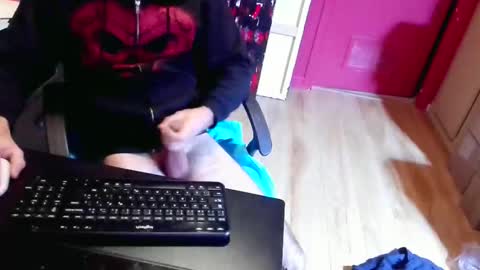 Snapshot of nicecck24 chatting on 12/14/25, 06:08 nicecck24 online show from 12/14/25, 06:08