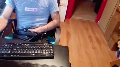 Snapshot of nicecck24 chatting on 12/18/25, 05:13 nicecck24 online show from 12/18/25, 05:13