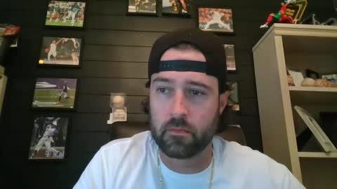 nicecock2745 online show from 05/18/26, 05:52