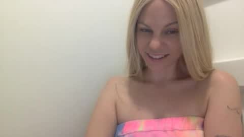 Amber online show from 02/25/26, 04:55