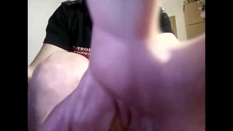 Snapshot of nicefuck0077 chatting on 04/15/26, 11:16 nicefuck0077 online show from 04/15/26, 11:16