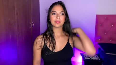 Snapshot of nicejuli19 chatting on 12/02/25, 09:54 Julieta online show from 12/02/25, 09:54