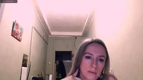 Kathrine online show from 06/10/26, 07:46