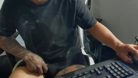 Camila And Steeven online show from 10/20/25, 06:41