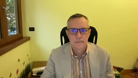 Andrew online show from 10/17/25, 04:20