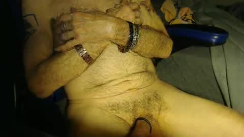 Snapshot of nicesmile3k chatting on 11/16/25, 08:20 Tantraguy. Was Energywave until...shit happened online show from 11/16/25, 08:20