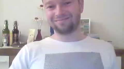 Snapshot of nick1990b chatting on 02/28/25, 05:15 nick1990b online show from 02/28/25, 05:15