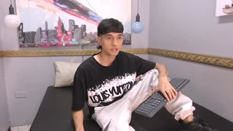 Snapshot of nick_damon chatting on 12/27/24, 08:07 Nick online show from 12/27/24, 08:07