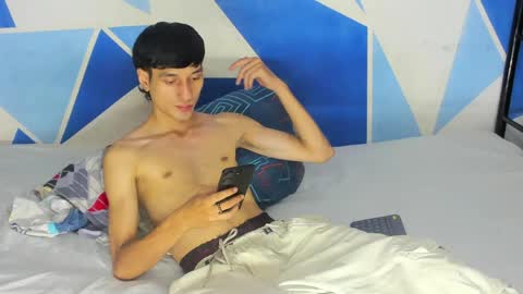 Snapshot of nick_damon chatting on 05/17/26, 08:16 Nick online show from 05/17/26, 08:16