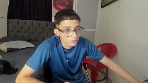 Snapshot of nick_master2 chatting on 03/11/26, 07:58 nick_master2 online show from 03/11/26, 07:58