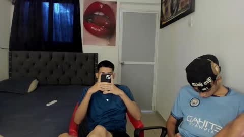 Snapshot of nick_master2 chatting on 03/12/26, 09:32 nick_master2 online show from 03/12/26, 09:32