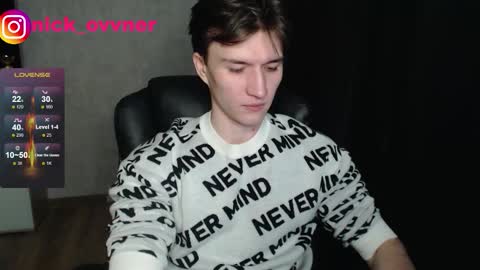 Snapshot of nick_owner chatting on 10/13/25, 04:12 Nick online show from 10/13/25, 04:12