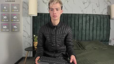 Nick  online show from 11/20/25, 02:06