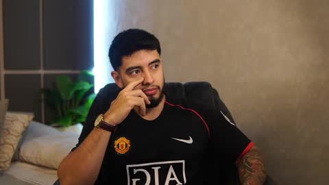 Jhohan online show from 11/28/25, 12:30