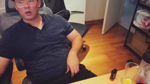 nickcage813 online show from 09/22/25, 08:49