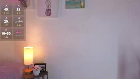 Snapshot of nickeymoon chatting on 03/04/26, 11:27 Nicole Silvermoon online show from 03/04/26, 11:27