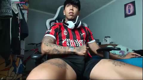 Nickhot0609 online show from 11/14/25, 03:27