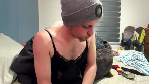 nickie42082 online show from 10/27/25, 07:12