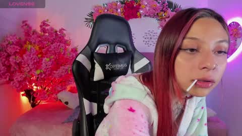 nickie_reed_ online show from 05/10/26, 11:10