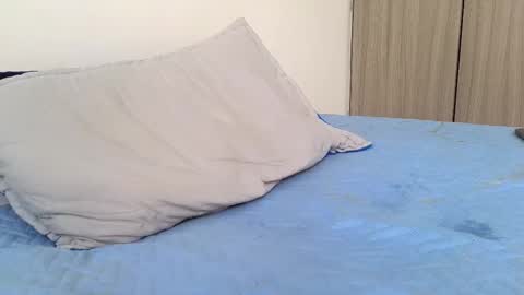 Nicolas              online show from 02/28/25, 09:01