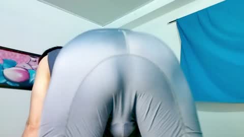 Snapshot of nickk_wolff chatting on 06/27/26, 12:37 Nickk Wolff online show from 06/27/26, 12:37
