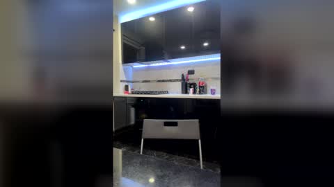 Julian online show from 02/21/26, 01:28