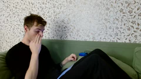 Snapshot of nicksuper8 chatting on 12/12/24, 12:33 Nick online show from 12/12/24, 12:33