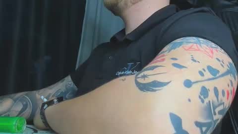 Snapshot of nicktattoomaster chatting on 04/14/26, 06:36 nicktattoomaster online show from 04/14/26, 06:36
