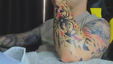 Snapshot of nicktattoomaster chatting on 05/17/26, 10:11 nicktattoomaster online show from 05/17/26, 10:11
