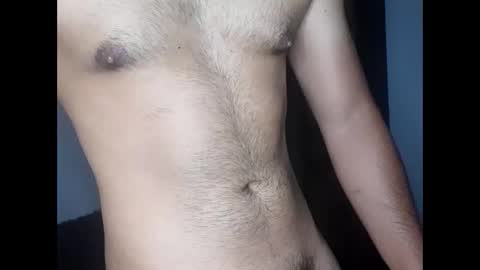 nicktristen_16 online show from 04/10/26, 12:27