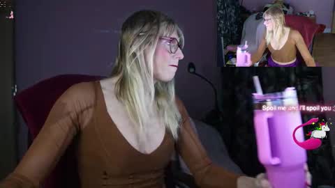 Snapshot of nicktu52 chatting on 03/22/26, 02:59 nicktuuk online show from 03/22/26, 02:59