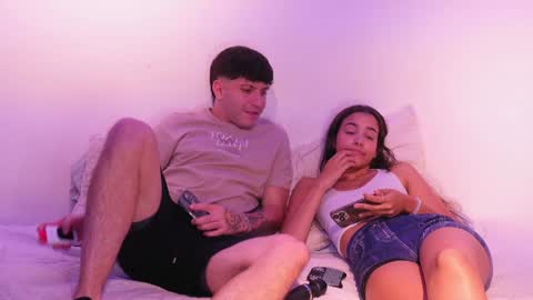 Snapshot of nicky_and_blake chatting on 01/31/25, 10:42 nicky and blake online show from 01/31/25, 10:42