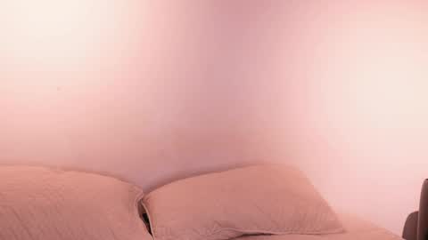 Snapshot of nicky_and_blake chatting on 02/16/25, 11:16 nicky and blake online show from 02/16/25, 11:16